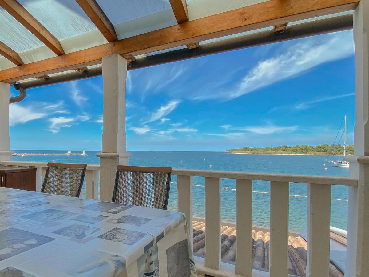 Apartment Laura Novigrad Istria Eksteriør bilde