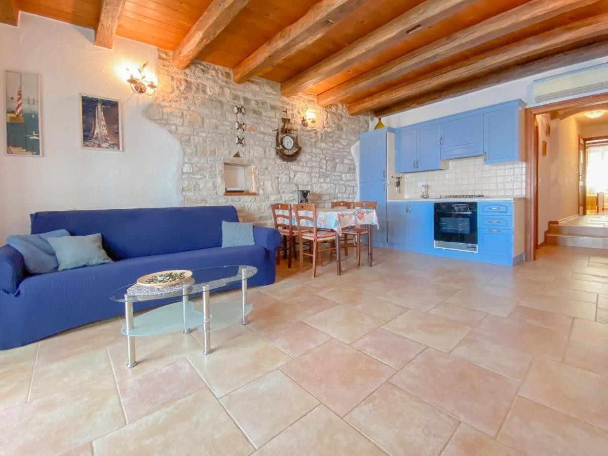 Apartment Laura Novigrad Istria Eksteriør bilde